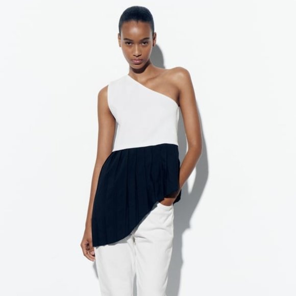 BNWT ZARA TOP WITH CONTRASTING HEM BLACK AND WHITE ASYMMETRIC NECKLINE SMALL - Picture 1 of 8